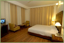 resort in kasauli, hotel in kasauli